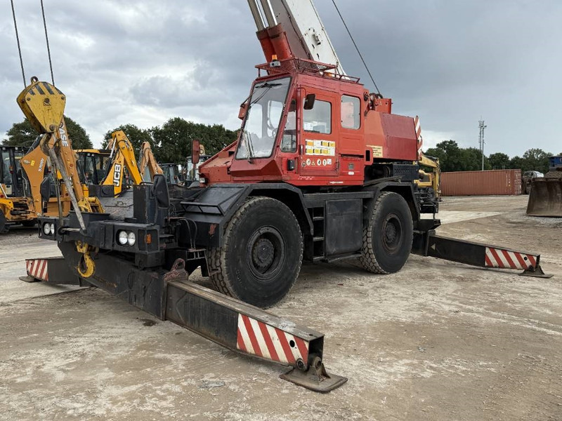 Tadano TR300E-1 - 4 Wheel Steering / 28.1m Boom + 12m Jib - Autokran za teške terene: slika 3 Tadano TR300E-1 - 4 Wheel Steering / 28.1m Boom + 12m Jib - Autokran za teške terene: slika 3