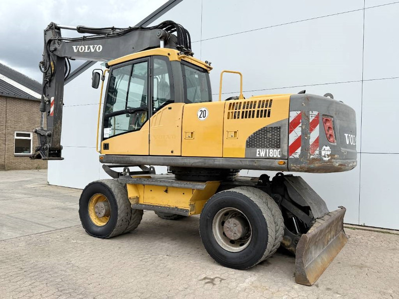 Volvo EW180C - Dutch Machine / Triple Boom - Bager točkaš: slika 3 Volvo EW180C - Dutch Machine / Triple Boom - Bager točkaš: slika 3