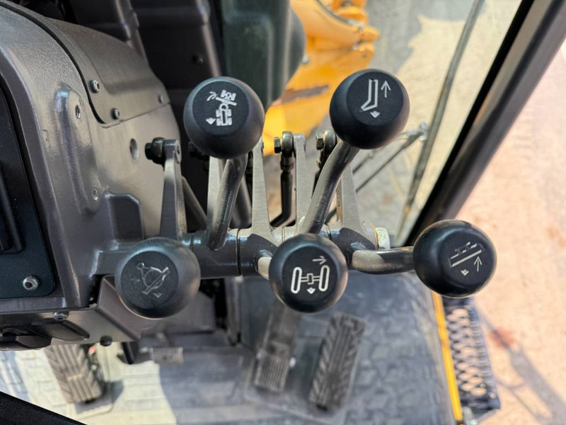 Grejder Volvo G970 - 3 Tine Ripper / EPA Certified: slika 20