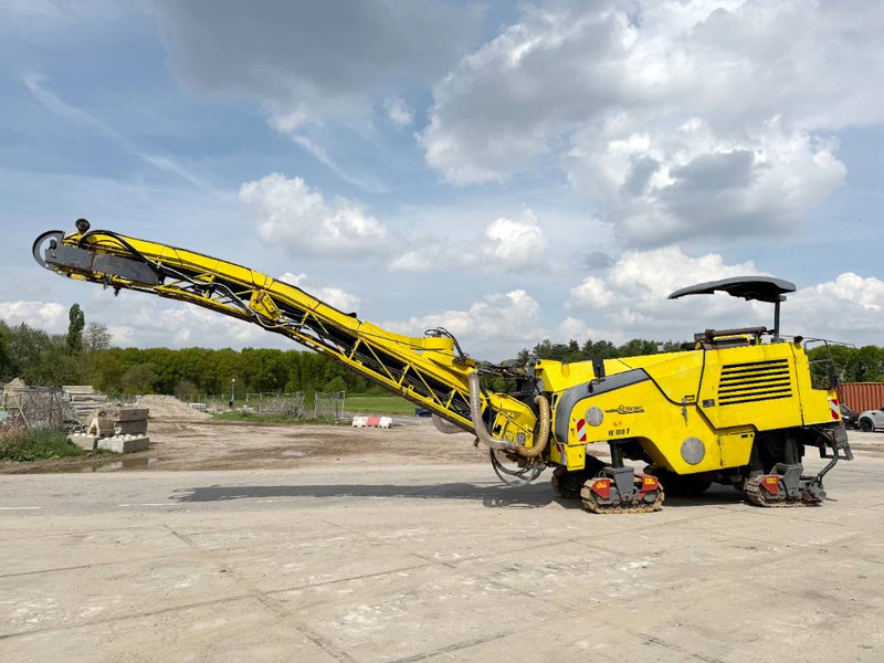 Wirtgen W100F - Dutch Machine / Top Condition - Mašina za asfalt: slika 1 Wirtgen W100F - Dutch Machine / Top Condition - Mašina za asfalt: slika 1