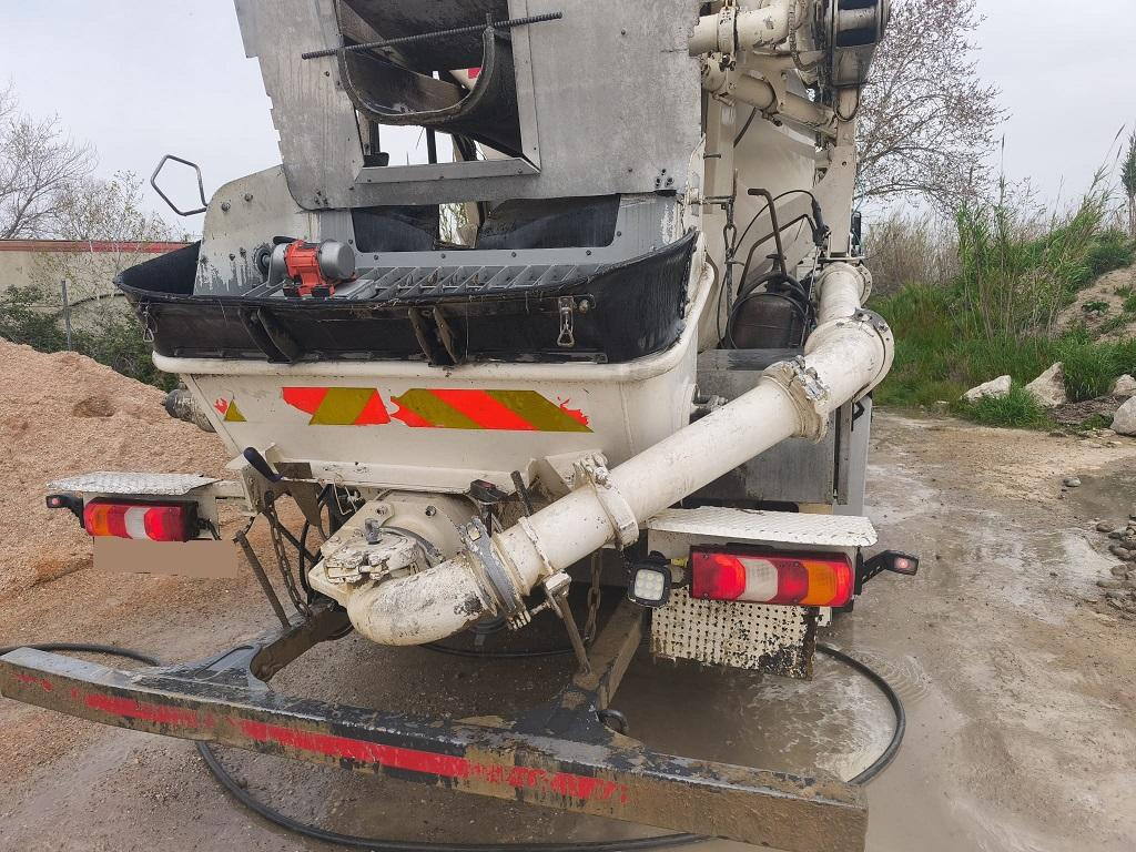 Mercedes Actros 3243 - Mikser pumpa: slika 5 Mercedes Actros 3243 - Mikser pumpa: slika 5