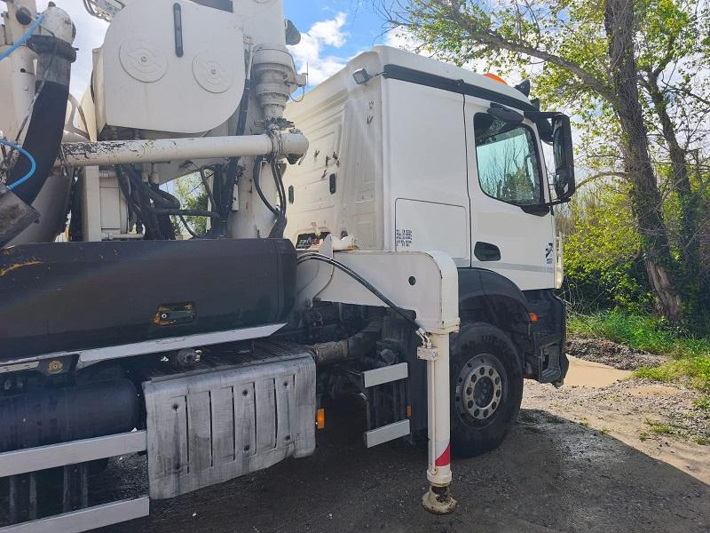 Mercedes Actros 3243 - Mikser pumpa: slika 2 Mercedes Actros 3243 - Mikser pumpa: slika 2