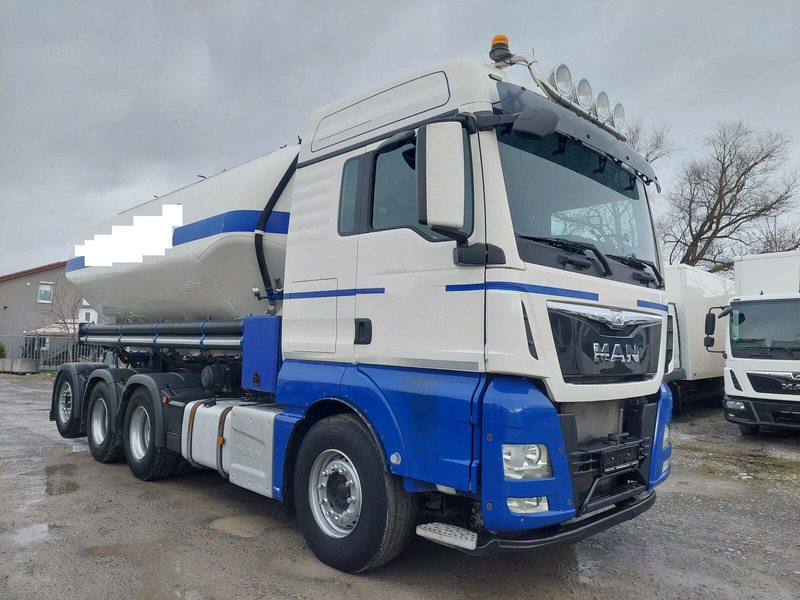 MAN TGX 35.440 Silo Euro 6 8x4 Lift+Lenk Klima (5) - Kamion: slika 2 MAN TGX 35.440 Silo Euro 6 8x4 Lift+Lenk Klima (5) - Kamion: slika 2