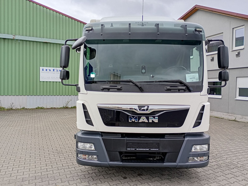 MAN 12.250 Koffer 4X2 Euro6 LBW AHK (35) - Kamion sa zatvorenim sandukom: slika 3 MAN 12.250 Koffer 4X2 Euro6 LBW AHK (35) - Kamion sa zatvorenim sandukom: slika 3