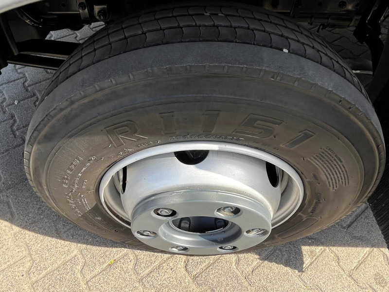 Kamion sa ceradom MAN TGL 8.220: slika 15