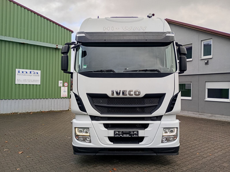 Iveco Stralis 420 - Tegljač: slika 3 Iveco Stralis 420 - Tegljač: slika 3