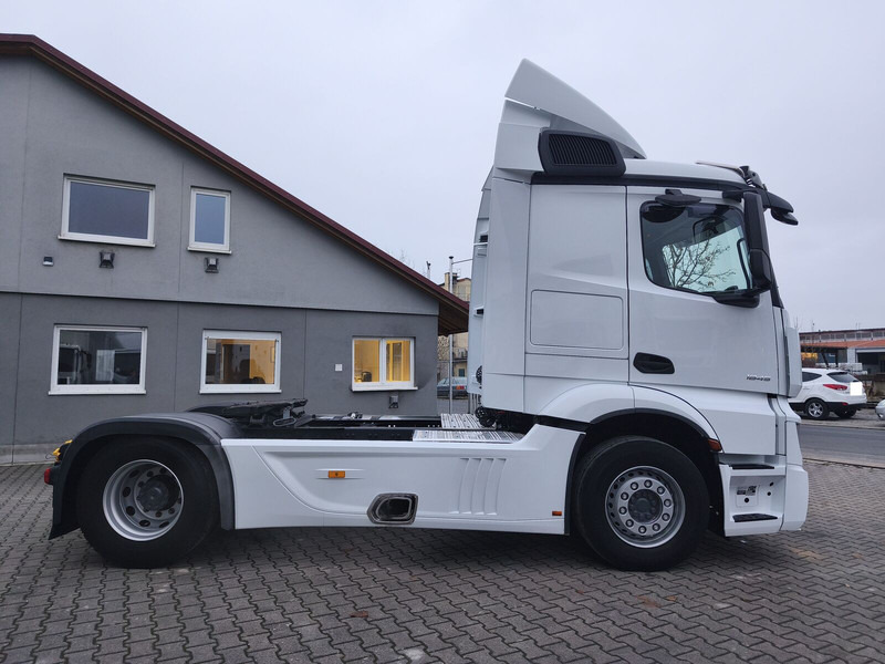 Mercedes-Benz Actros 1845 Sattelzugmaschine Euro 6 4x2 - Tegljač: slika 4 Mercedes-Benz Actros 1845 Sattelzugmaschine Euro 6 4x2 - Tegljač: slika 4