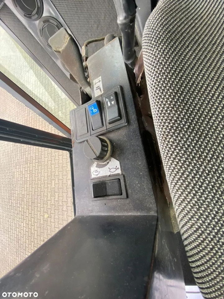 Valjak za puteve Ammann AV95-2 / Vibrations / 1 Owner / NEW Service Ammann AV95-2 / Vibrations / 1 Owner / NEW Service: slika 21 Valjak za puteve Ammann AV95-2 / Vibrations / 1 Owner / NEW Service Ammann AV95-2 / Vibrations / 1 Owner / NEW Service: slika 21