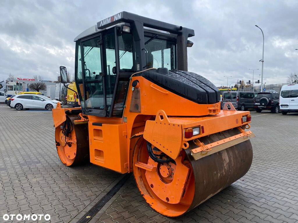 Valjak za puteve Ammann AV95-2 / Vibrations / 1 Owner / NEW Service Ammann AV95-2 / Vibrations / 1 Owner / NEW Service: slika 8 Valjak za puteve Ammann AV95-2 / Vibrations / 1 Owner / NEW Service Ammann AV95-2 / Vibrations / 1 Owner / NEW Service: slika 8