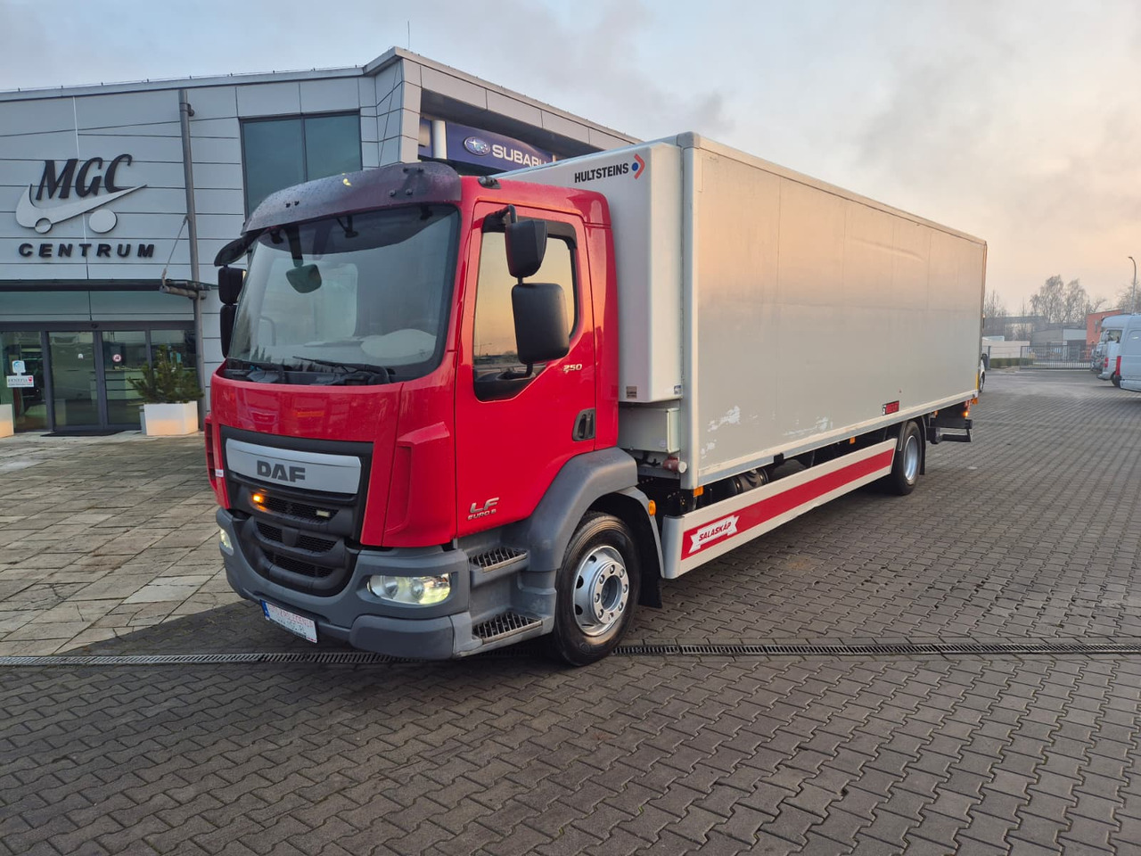 DAF LF 250 LF250I / 1 Owner / Hulsteins / Super Condition - Hladnjača: slika 1 DAF LF 250 LF250I / 1 Owner / Hulsteins / Super Condition - Hladnjača: slika 1