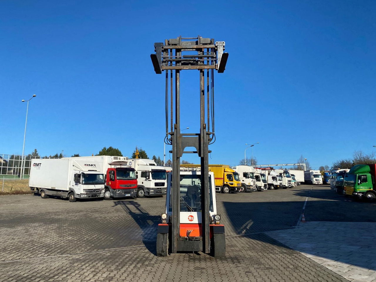 DAN TRUCK Dantruck 6009 - 6T - 1 Owner - Fresh - Duplex 6009 - 6T - 1 Owner - Fresh - Duplex - Viljuškar: slika 4 DAN TRUCK Dantruck 6009 - 6T - 1 Owner - Fresh - Duplex 6009 - 6T - 1 Owner - Fresh - Duplex - Viljuškar: slika 4