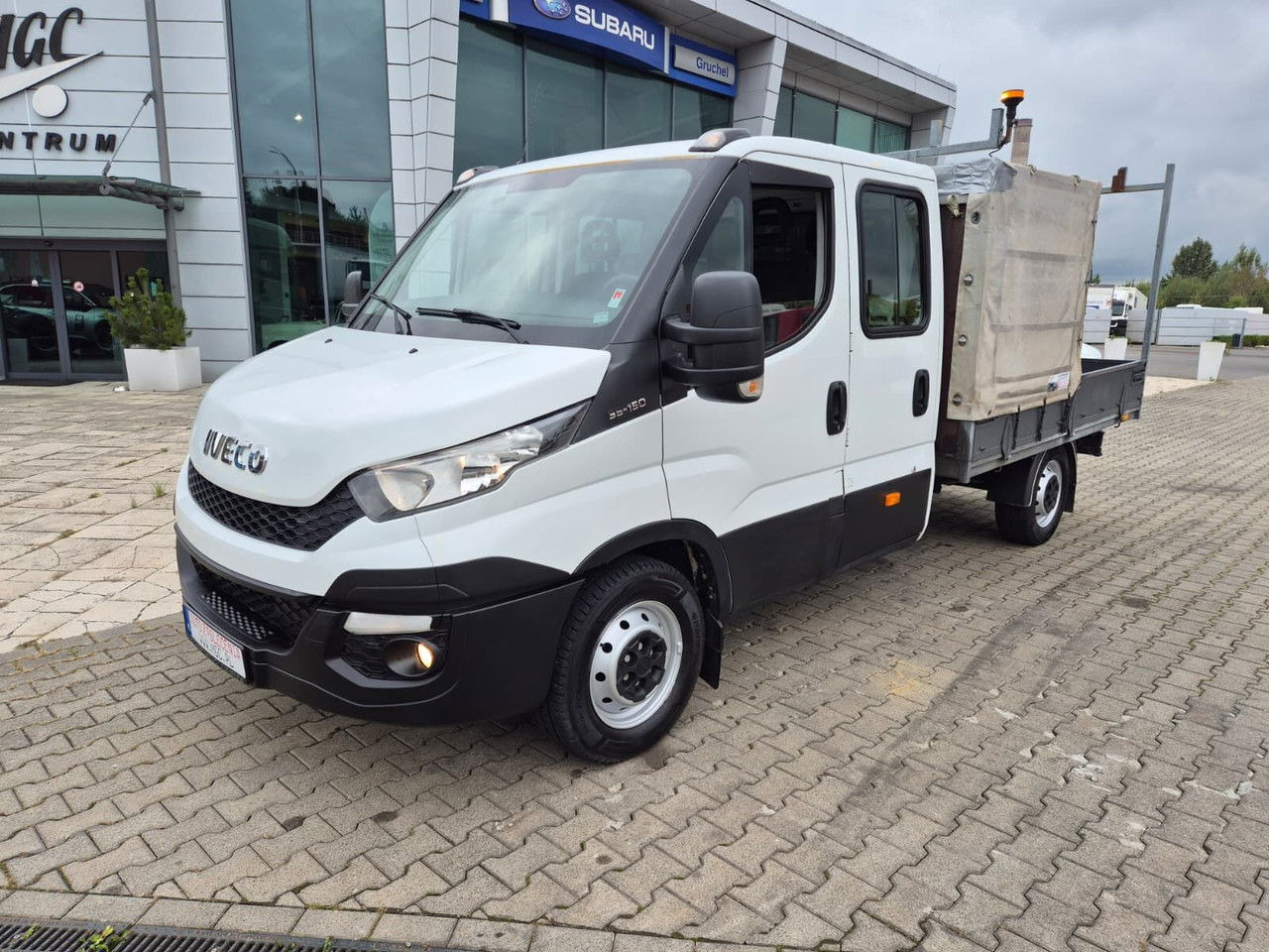 Iveco Daily 35 35S15 / Doka / 1 Owner / LOW KM / 7 Seats - Dostavno vozilo s ravnom platformom: slika 1 Iveco Daily 35 35S15 / Doka / 1 Owner / LOW KM / 7 Seats - Dostavno vozilo s ravnom platformom: slika 1