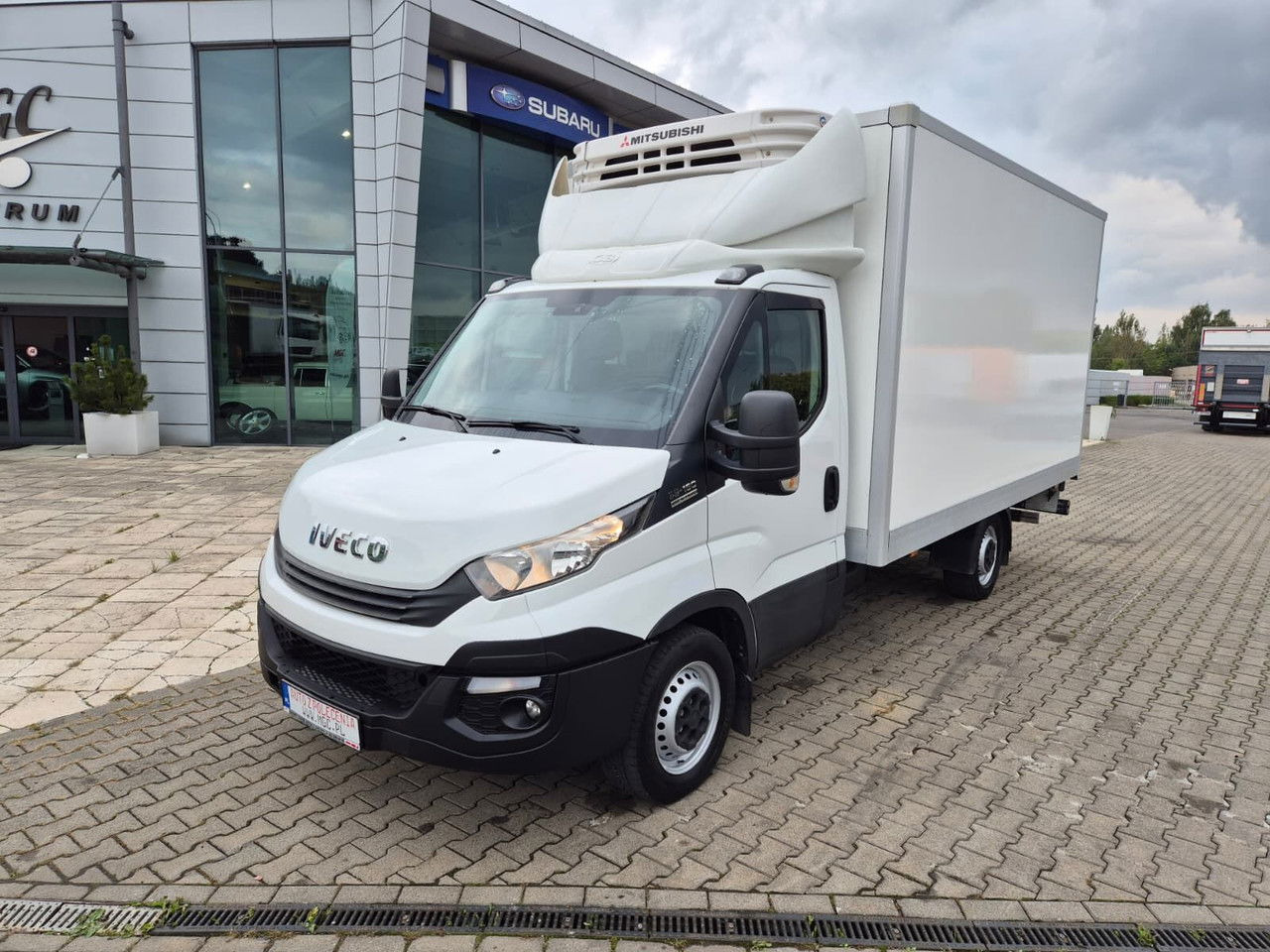 Iveco Daily 35S16 Hi-Matic / 1 Owner / Mitsubishi / Serviced - Dostavno vozilo hladnjača: slika 2 Iveco Daily 35S16 Hi-Matic / 1 Owner / Mitsubishi / Serviced - Dostavno vozilo hladnjača: slika 2