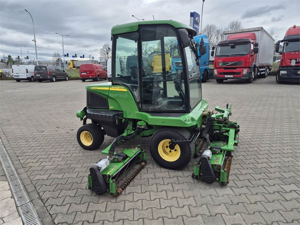 John Deere 1905 4WD / 2010 / SERVICED / CABIN! - Baštenska kosačica: slika 5 John Deere 1905 4WD / 2010 / SERVICED / CABIN! - Baštenska kosačica: slika 5