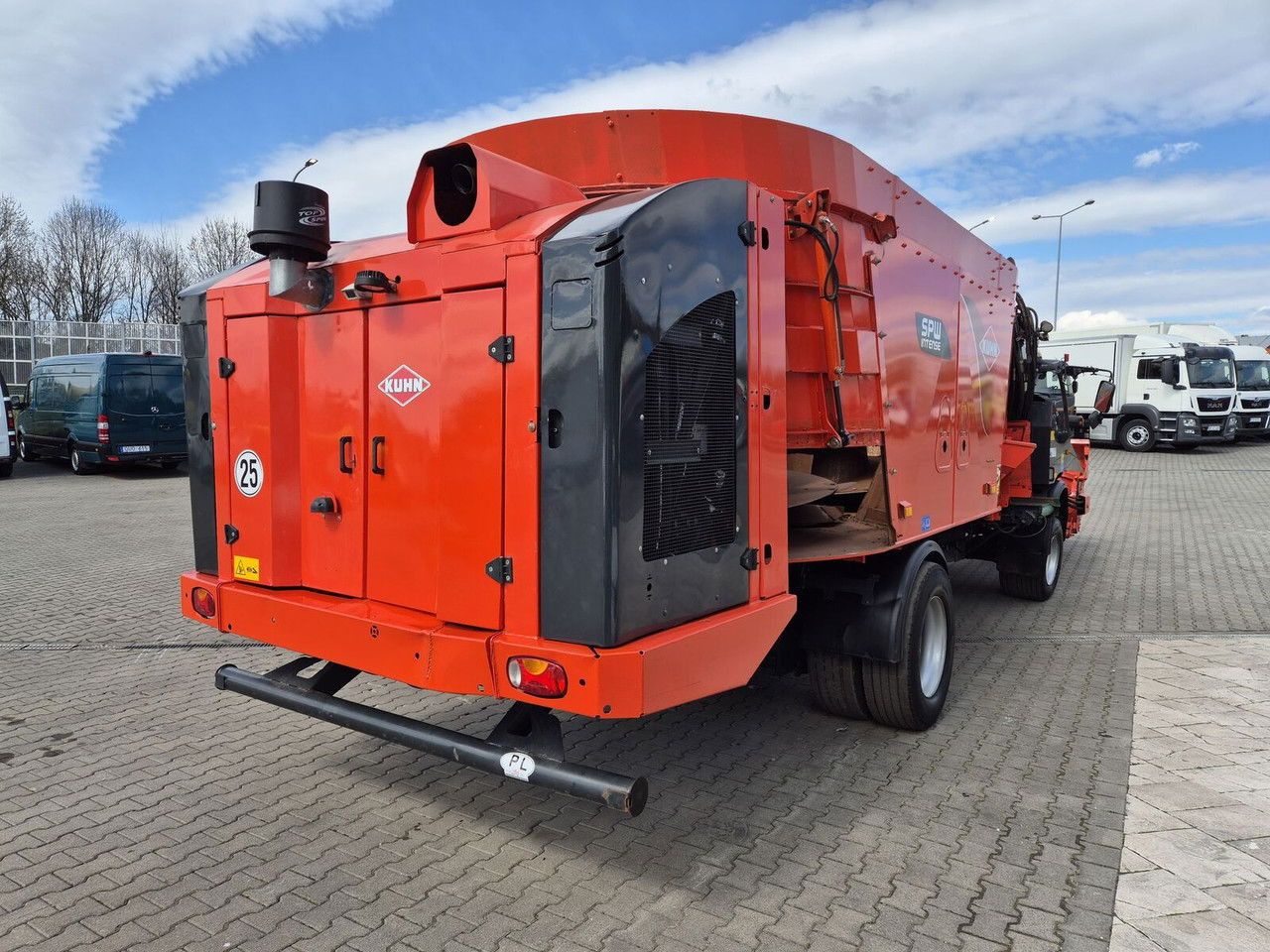 Prikolica za mešanje stočne hrane Kuhn SPW 22 Intense /feed wagon/ 1 Owner / NEW Service SPW 22 Intense /feed wago: slika 10