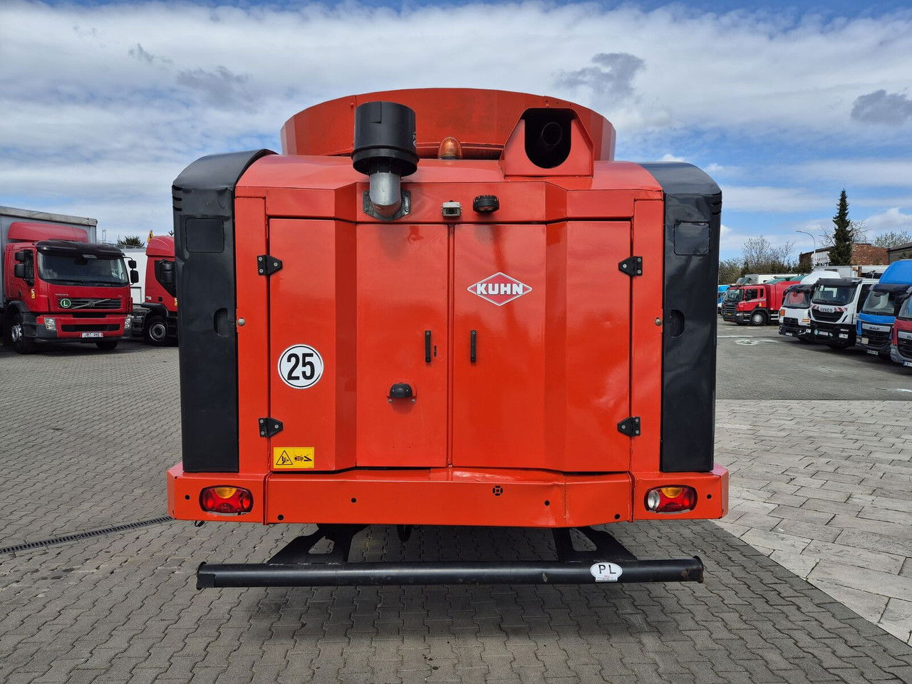 Prikolica za mešanje stočne hrane Kuhn SPW 22 Intense /feed wagon/ 1 Owner / NEW Service SPW 22 Intense /feed wago: slika 11
