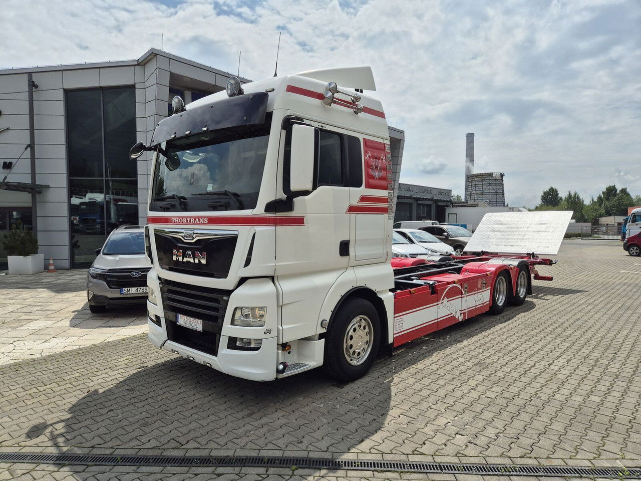 MAN TGX 28 28.420 , 6x2-2 LL + Trailer HFR KM 20 - Kamion za prevoz kontejnera/ Kamion sa promenjivim sandukom: slika 3 MAN TGX 28 28.420 , 6x2-2 LL + Trailer HFR KM 20 - Kamion za prevoz kontejnera/ Kamion sa promenjivim sandukom: slika 3