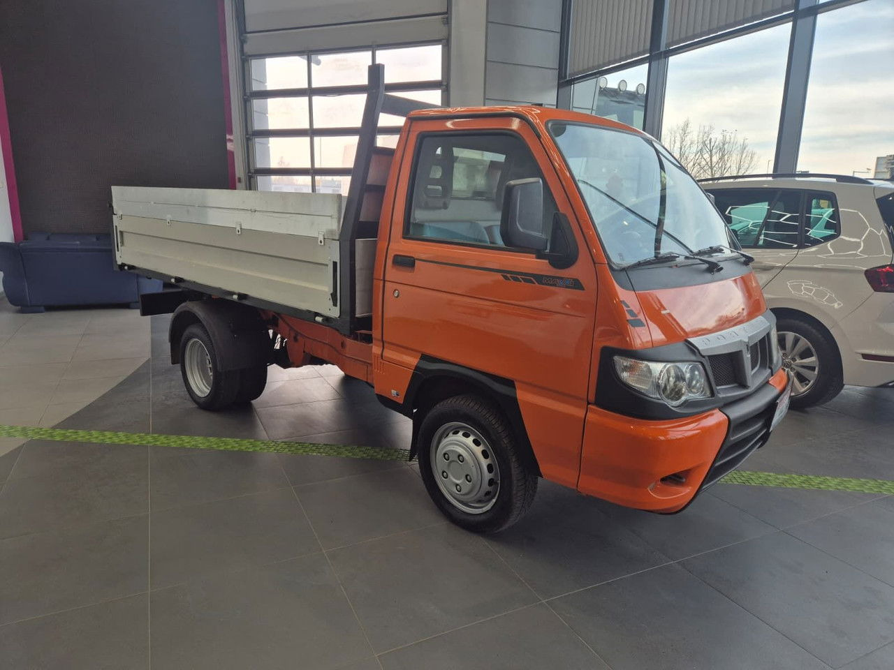 Piaggio Porter Maxxi eXtra / Kipper / 1 Owner / LOW KM - Dostavno vozilo kiper: slika 5 Piaggio Porter Maxxi eXtra / Kipper / 1 Owner / LOW KM - Dostavno vozilo kiper: slika 5