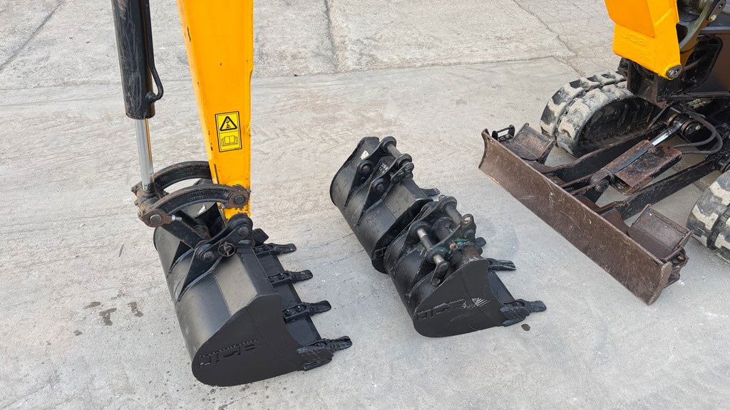JCB 16C-1 - 2021 Year - 275 Working Hours - Mini bager: slika 2 JCB 16C-1 - 2021 Year - 275 Working Hours - Mini bager: slika 2