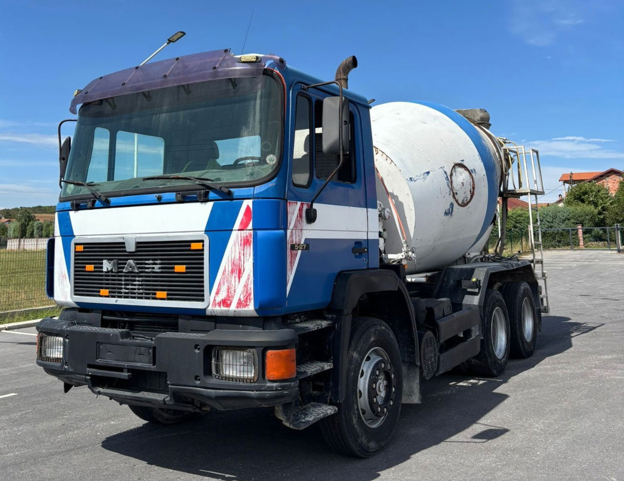 MAN 25.272 6x4 chassis- complete spring - Mikser za beton: slika 1 MAN 25.272 6x4 chassis- complete spring - Mikser za beton: slika 1