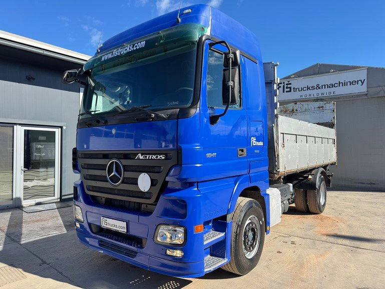 Mercedes-Benz Actros 1841 L 4x2 tipper - tarpaulin - euro 5 - Istovarivač: slika 1 Mercedes-Benz Actros 1841 L 4x2 tipper - tarpaulin - euro 5 - Istovarivač: slika 1
