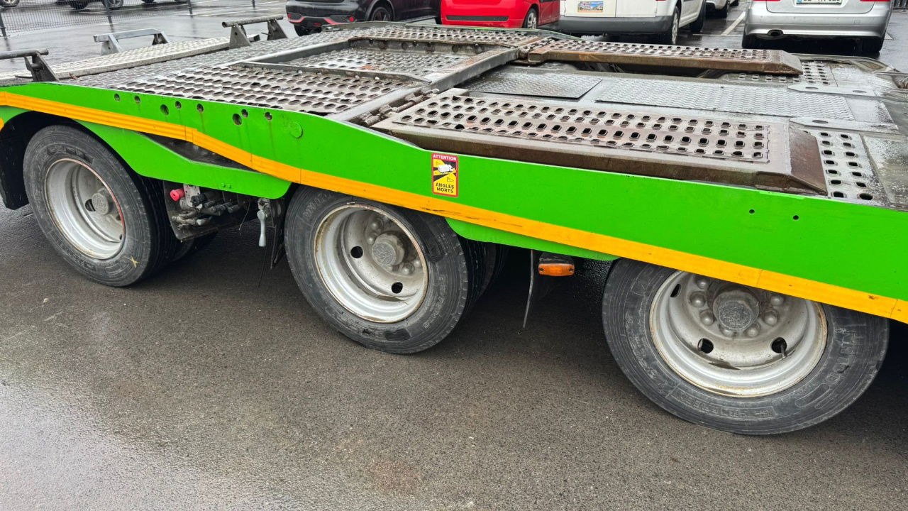 Mercedes-Benz Actros 1846 4x2 LKW transporter + Boerner trailer - Kamion za prevoz automobila: slika 5 Mercedes-Benz Actros 1846 4x2 LKW transporter + Boerner trailer - Kamion za prevoz automobila: slika 5