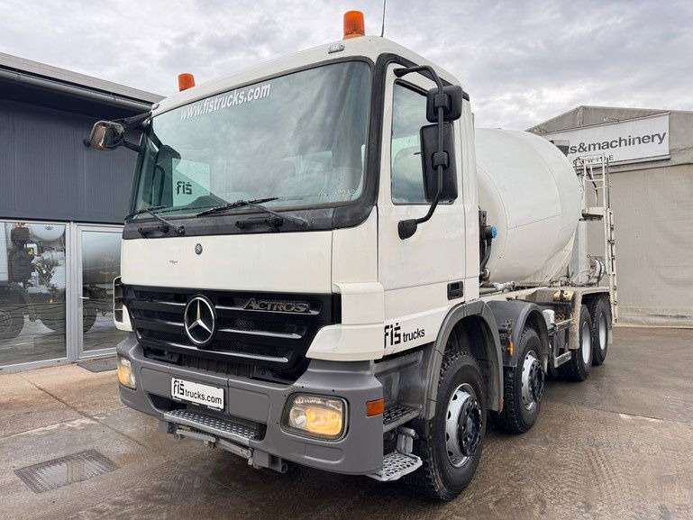 Mercedes-Benz Actros 3536 8x4 stetter schwing mixer 9m3 - Mikser za beton: slika 1 Mercedes-Benz Actros 3536 8x4 stetter schwing mixer 9m3 - Mikser za beton: slika 1