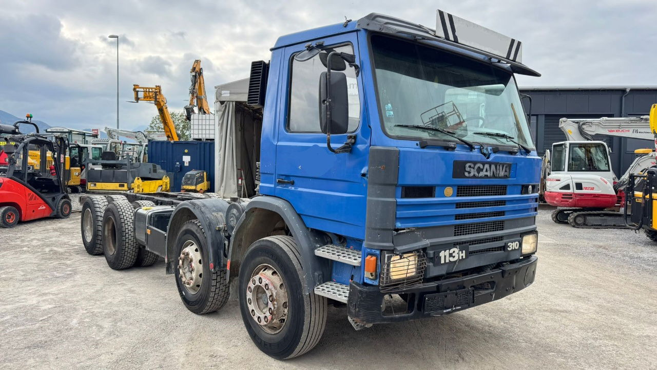 Scania 113H 310 8x4 chassis - full spring - Kamion sa golom šasijom i zatvorenom kabinom: slika 3 Scania 113H 310 8x4 chassis - full spring - Kamion sa golom šasijom i zatvorenom kabinom: slika 3