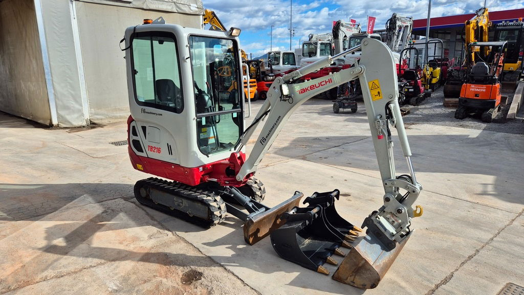 Takeuchi TB216 - 2022 Year - 1335 Hours - Powertilt - Mini bager: slika 2 Takeuchi TB216 - 2022 Year - 1335 Hours - Powertilt - Mini bager: slika 2