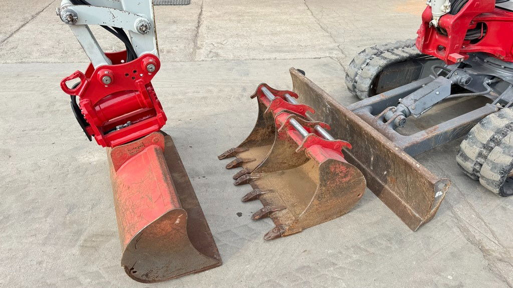 Takeuchi TB230 - Powertilt - 3X Buckets - 2021 Year - TOP - Mini bager: slika 5 Takeuchi TB230 - Powertilt - 3X Buckets - 2021 Year - TOP - Mini bager: slika 5