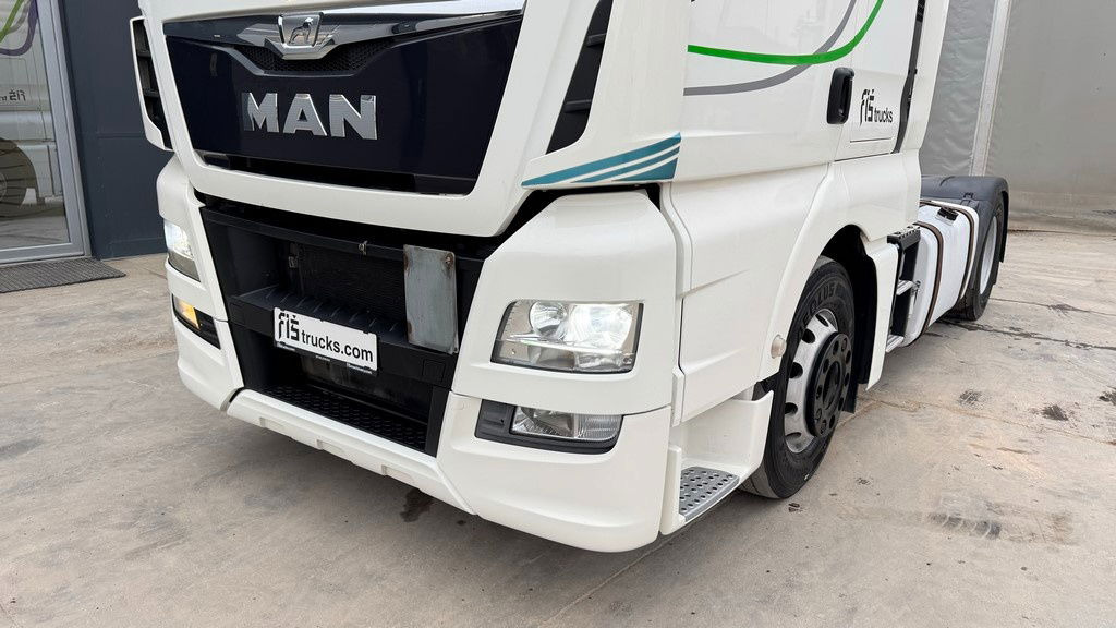 MAN TGX 18.480 4X2 schubodden hydr. + retarder - Tegljač: slika 2 MAN TGX 18.480 4X2 schubodden hydr. + retarder - Tegljač: slika 2