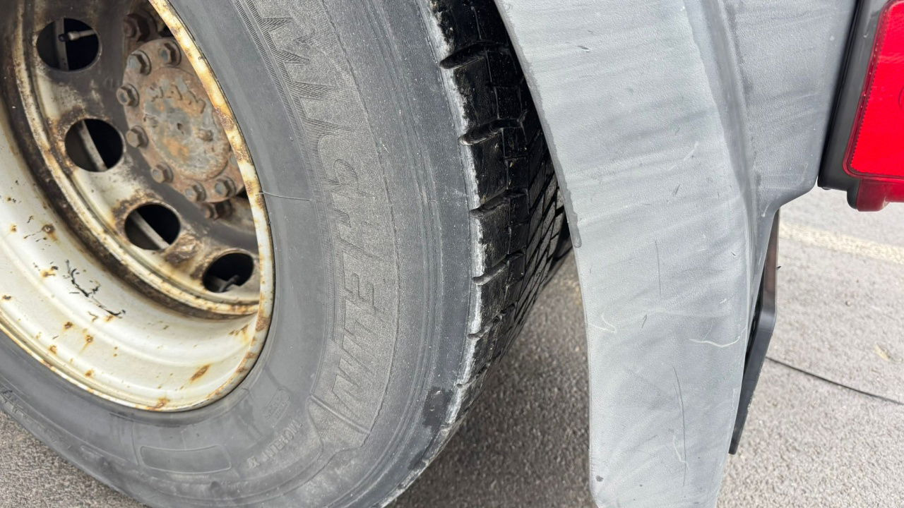 Tegljač MAN TGX 18.560 4X2 tractor unit - retarder: slika 12 Tegljač MAN TGX 18.560 4X2 tractor unit - retarder: slika 12