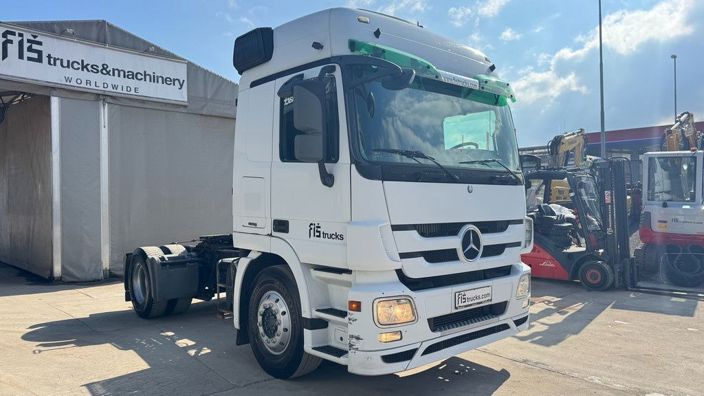 Mercedes-Benz Actros 1841 LS 4x2 tractor unit - retarder - Tegljač: slika 3 Mercedes-Benz Actros 1841 LS 4x2 tractor unit - retarder - Tegljač: slika 3
