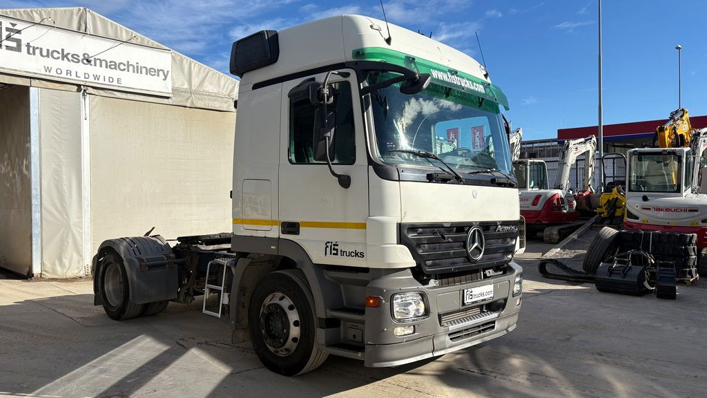Mercedes-Benz Actros 1846 L 4x2 tractor unit - retarder - Tegljač: slika 2 Mercedes-Benz Actros 1846 L 4x2 tractor unit - retarder - Tegljač: slika 2
