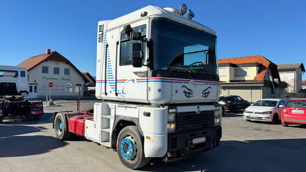 Renault Magnum 390 4X2 tractor unit - Tegljač: slika 3 Renault Magnum 390 4X2 tractor unit - Tegljač: slika 3
