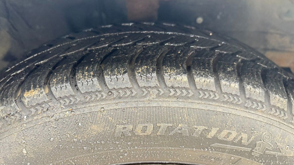 Lizing Toyota Carina 1.6 - Petrol - 5 Doors Toyota Carina 1.6 - Petrol - 5 Doors: slika 6 Lizing Toyota Carina 1.6 - Petrol - 5 Doors Toyota Carina 1.6 - Petrol - 5 Doors: slika 6