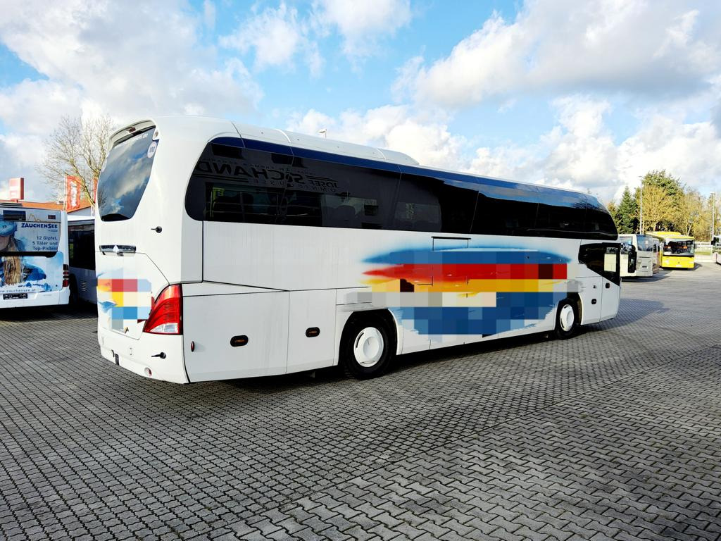 Neoplan Cityliner P14 6 gang manuell / WC / TÜV - Turistički autobus: slika 4 Neoplan Cityliner P14 6 gang manuell / WC / TÜV - Turistički autobus: slika 4