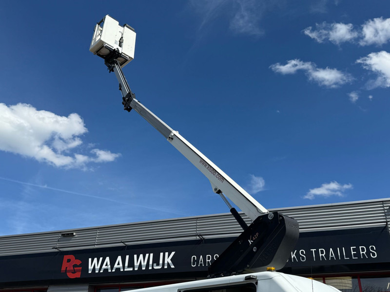 Iveco 70C15H 2 persoonslift, Electric/Hydraulic lift K 42 Hybrid - Dostavno vozilo: slika 3 Iveco 70C15H 2 persoonslift, Electric/Hydraulic lift K 42 Hybrid - Dostavno vozilo: slika 3