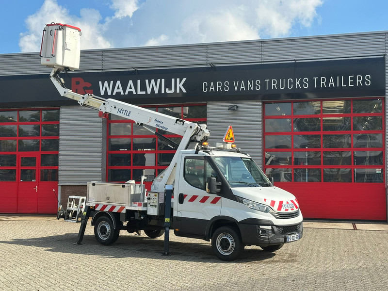 Iveco Daily 35S14 521 working hours, 14 meters Airco - Dostavno vozilo: slika 2 Iveco Daily 35S14 521 working hours, 14 meters Airco - Dostavno vozilo: slika 2