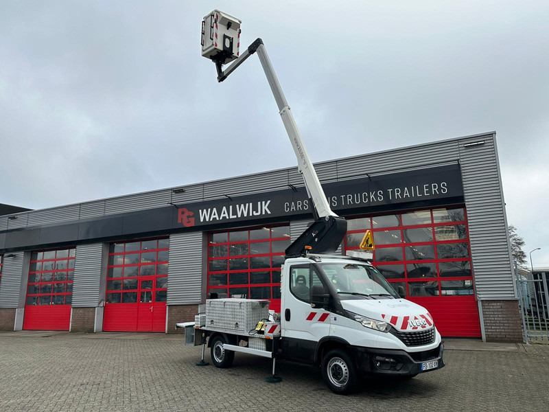 Iveco Daily 35S14 APK 29-08-2026, 4x gestempeld Km 64.779 - Dostavno vozilo: slika 3 Iveco Daily 35S14 APK 29-08-2026, 4x gestempeld Km 64.779 - Dostavno vozilo: slika 3