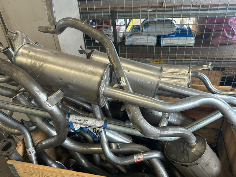 Mitsubishi Canter Fuso, Pajero, L200, L300, L400 8000 pcs. NEW !!! - Rezervni deo: slika 3 Mitsubishi Canter Fuso, Pajero, L200, L300, L400 8000 pcs. NEW !!! - Rezervni deo: slika 3