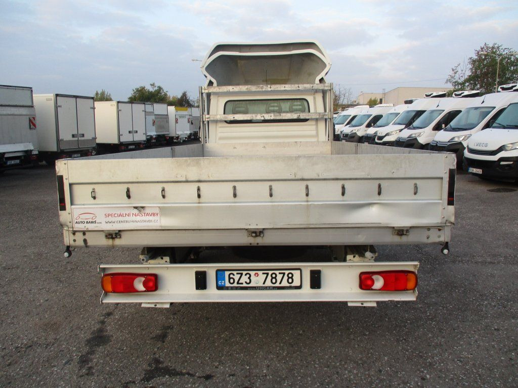 Dostavno vozilo s ravnom platformom Citroën Jumper 2,0 BlueHDi: slika 7 Dostavno vozilo s ravnom platformom Citroën Jumper 2,0 BlueHDi: slika 7