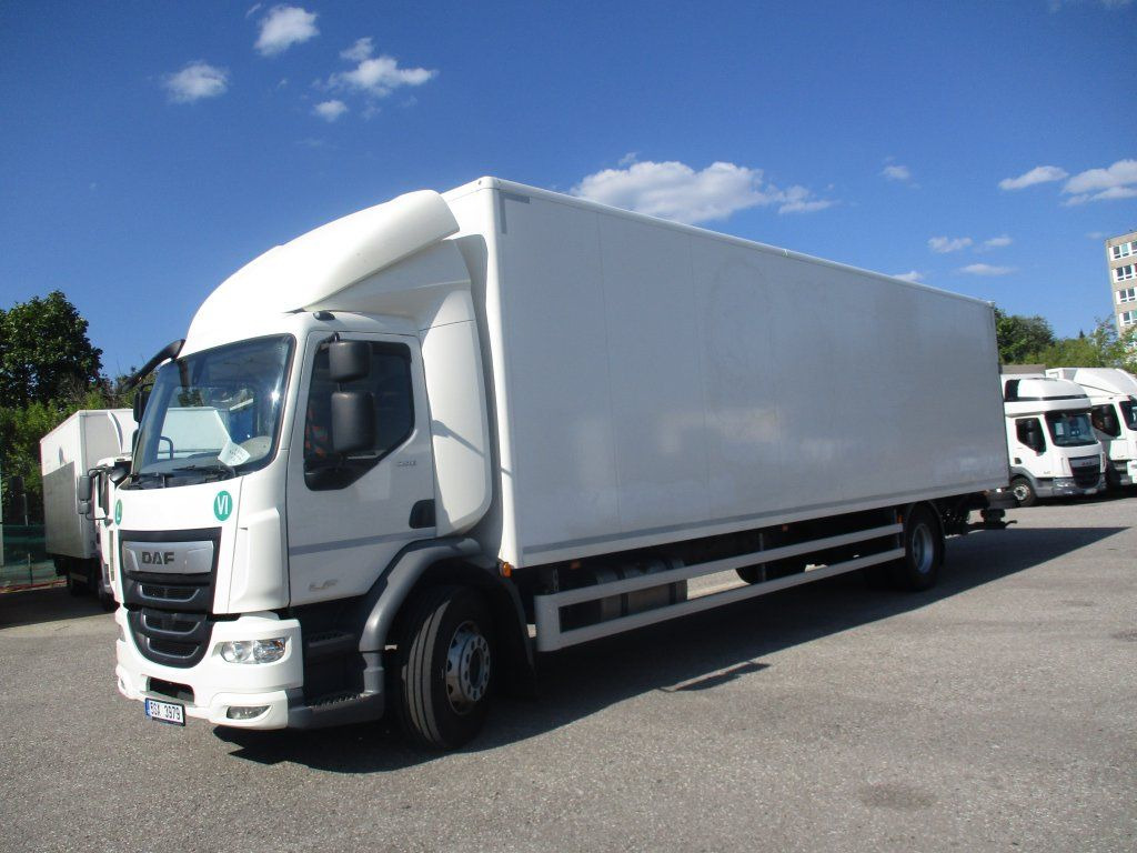 DAF LF 18.290 - Kamion sa zatvorenim sandukom: slika 1 DAF LF 18.290 - Kamion sa zatvorenim sandukom: slika 1