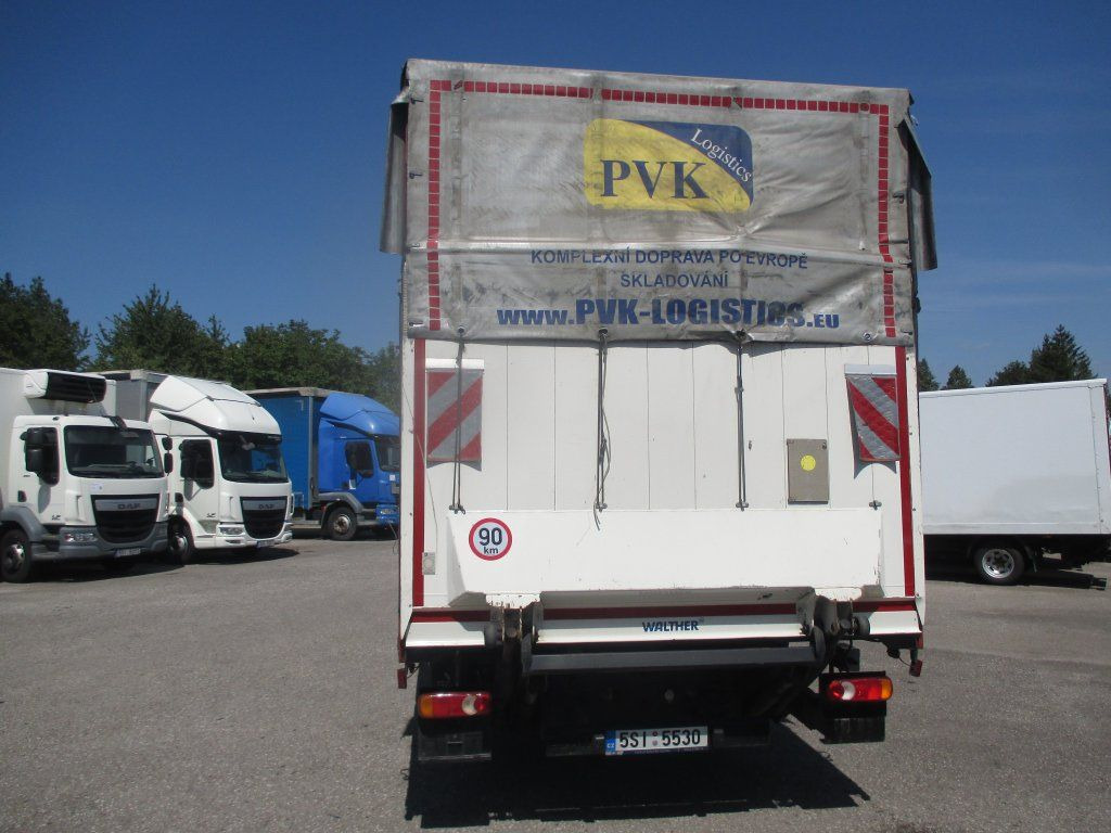 Kamion sa ceradom DAF LF 260: slika 9