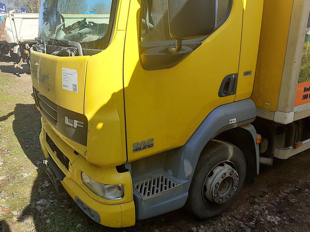 DAF LF45.210 mit Carrier Motorschaden engineproblem - Hladnjača: slika 3 DAF LF45.210 mit Carrier Motorschaden engineproblem - Hladnjača: slika 3