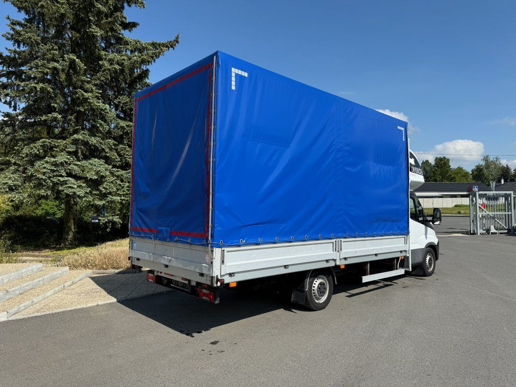 Iveco 35S18 Daily - Dostavno vozilo sa ceradom: slika 4 Iveco 35S18 Daily - Dostavno vozilo sa ceradom: slika 4
