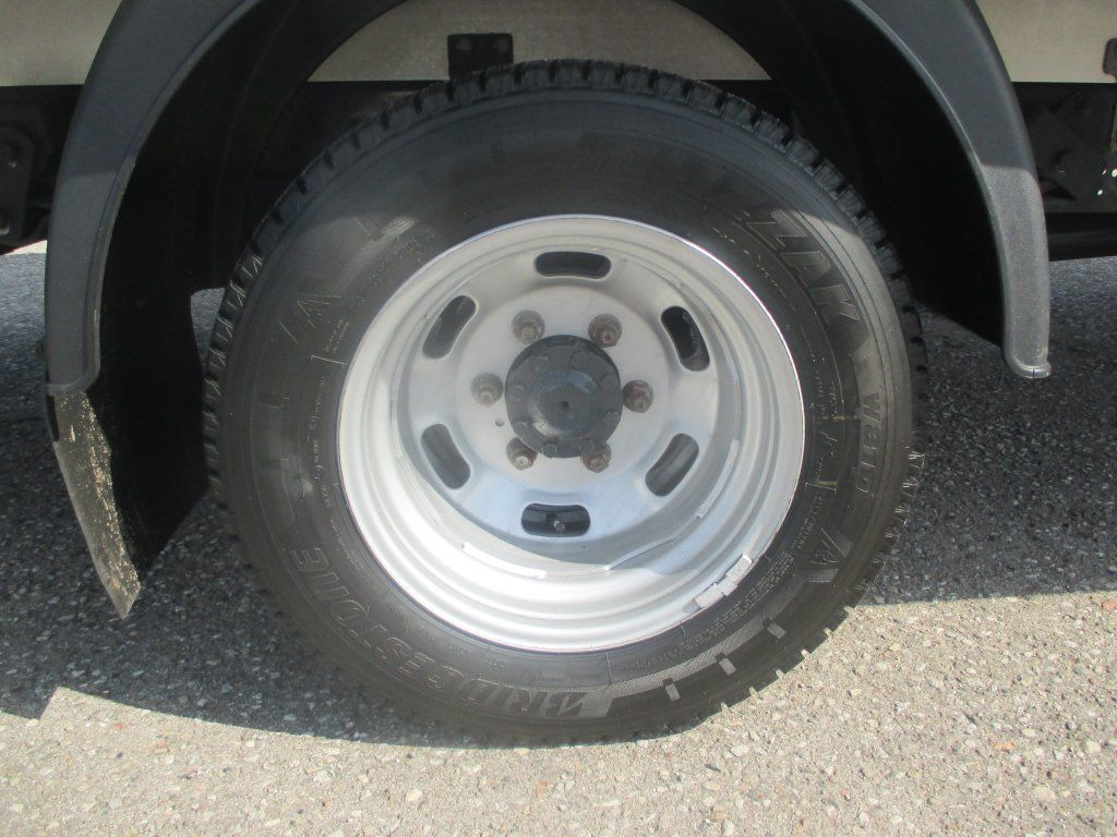 Dostavno vozilo sa zatvorenim sandukom Iveco Daily 35C16: slika 11 Dostavno vozilo sa zatvorenim sandukom Iveco Daily 35C16: slika 11