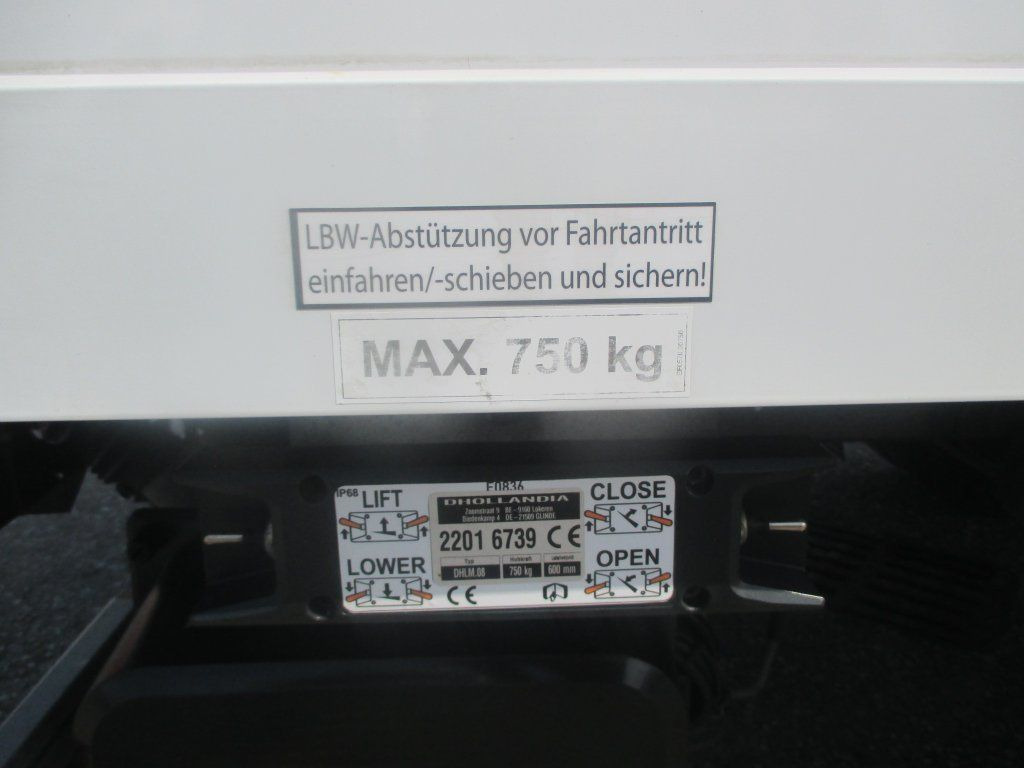 Dostavno vozilo sa zatvorenim sandukom Iveco Daily 35C16: slika 10 Dostavno vozilo sa zatvorenim sandukom Iveco Daily 35C16: slika 10