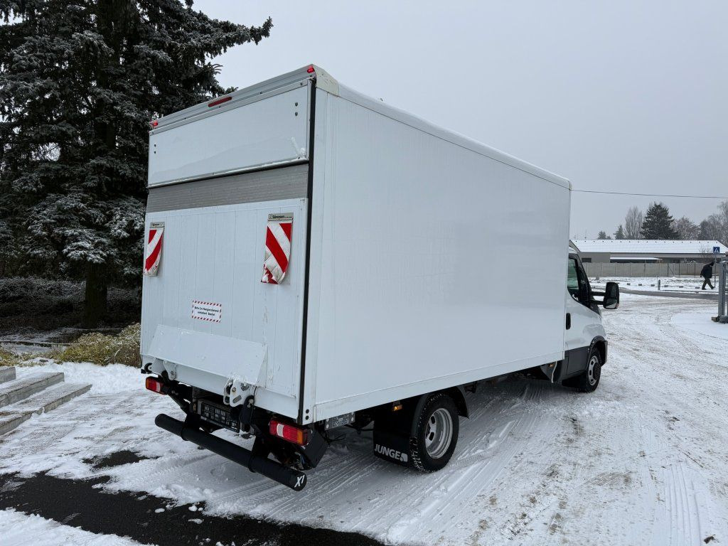 Iveco Daily 35C16 - Dostavno vozilo sa zatvorenim sandukom: slika 4 Iveco Daily 35C16 - Dostavno vozilo sa zatvorenim sandukom: slika 4