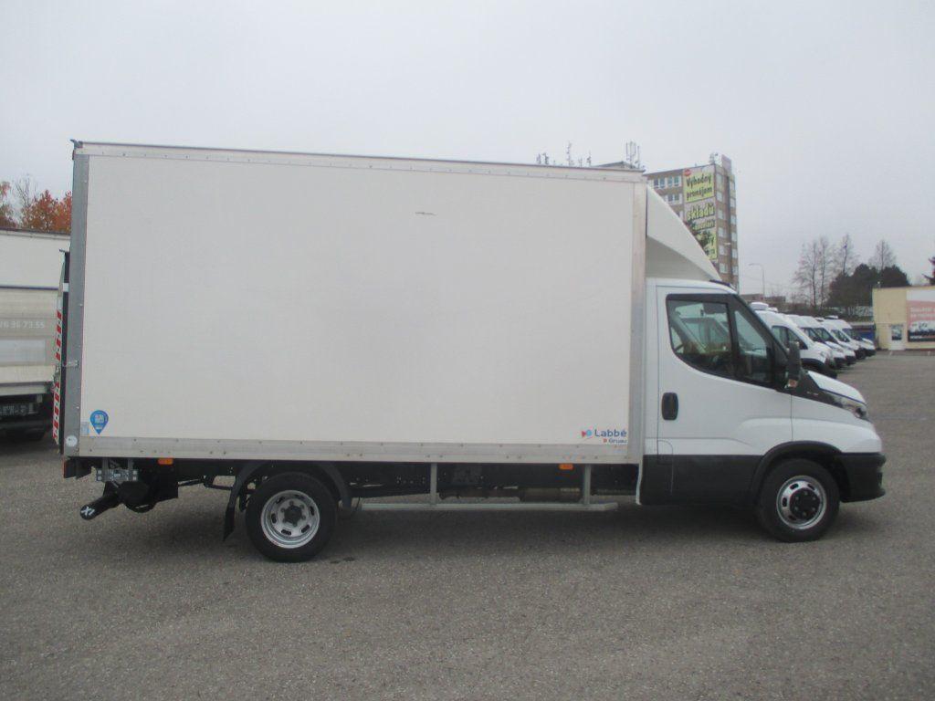 Iveco Daily 35C16 - Dostavno vozilo sa zatvorenim sandukom: slika 4 Iveco Daily 35C16 - Dostavno vozilo sa zatvorenim sandukom: slika 4